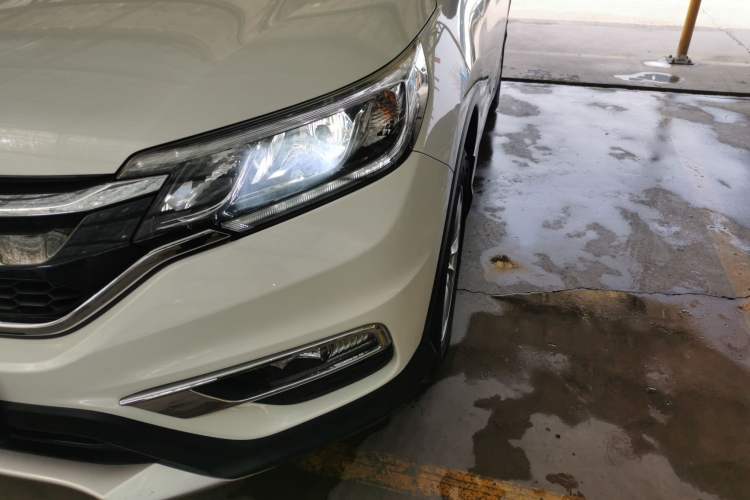 Used Honda CR-V 2015 2.0L two-wheel drive Fashion Edition Left Front Headlight