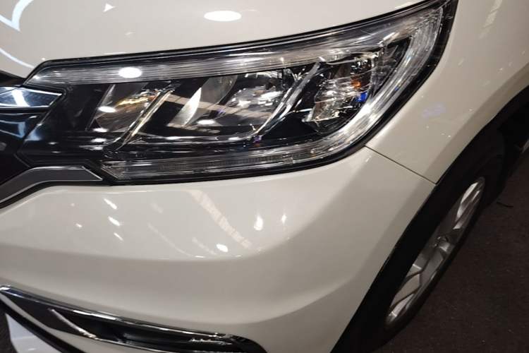 Used Honda CR-V 2015 2.4L two-wheel drive luxury version Left Front Headlight