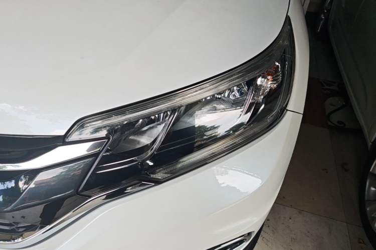 Used Honda CR-V 2015 2.4L two-wheel drive luxury version Left Front Headlight