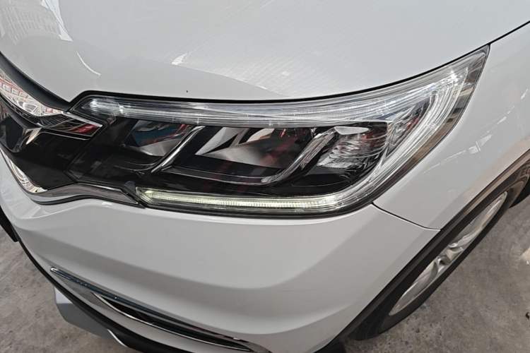 Used Honda CR-V 2015 2.0L two-wheel drive Fashion Edition Left Front Headlight