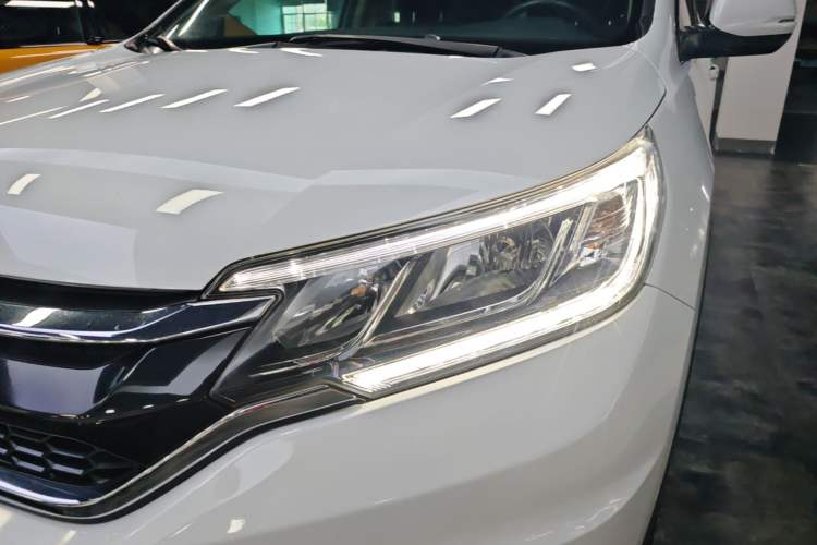 Used Honda CR-V 2015 2.0L two-wheel drive Fashion Edition Left Front Headlight