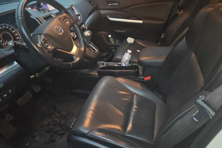 Used Honda CR-V 2015 2.4L two-wheel drive luxury version Left Front Seat