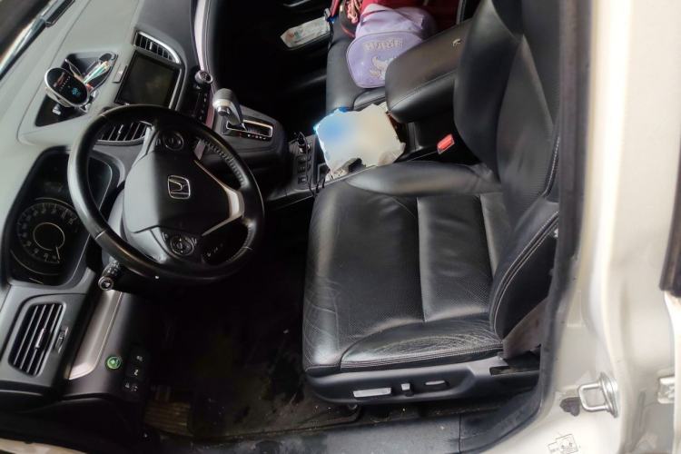 Used Honda CR-V 2015 2.4L two-wheel drive luxury version Left Front Seat