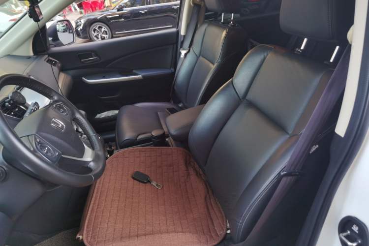 Used Honda CR-V 2015 2.4L two-wheel drive luxury version Left Front Seat