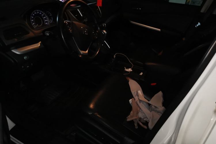 Used Honda CR-V 2015 2.4L two-wheel drive luxury version Left Front Seat