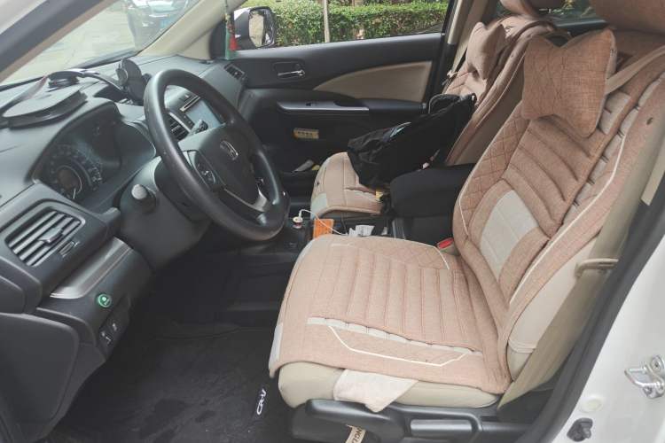 Used Honda CR-V 2015 2.0L two-wheel drive urban version Left Front Seat