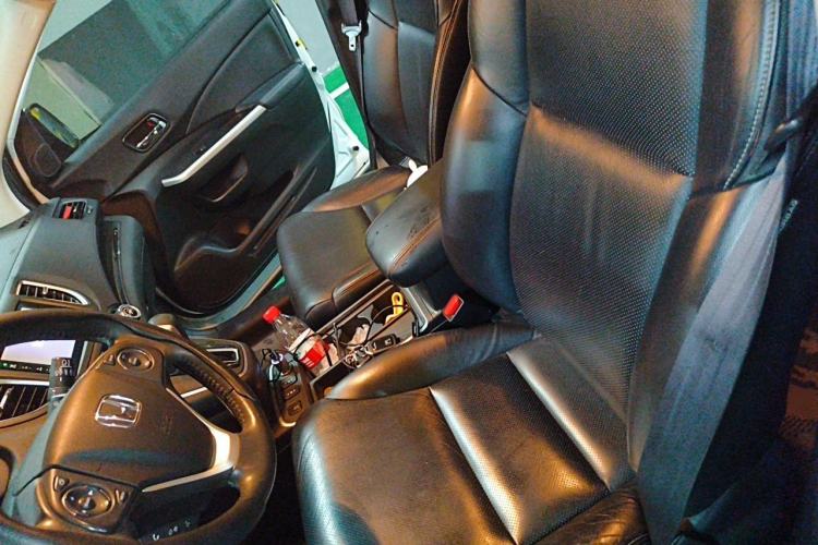 Used Honda CR-V 2015 2.4L Four-Wheel Drive Prestige Edition Left Front Seat