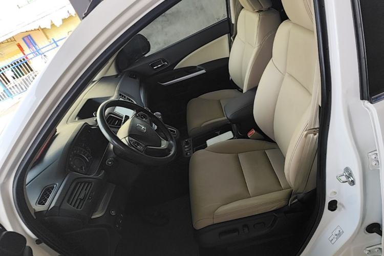 Used Honda CR-V 2015 2.4L two-wheel drive luxury version Left Front Seat