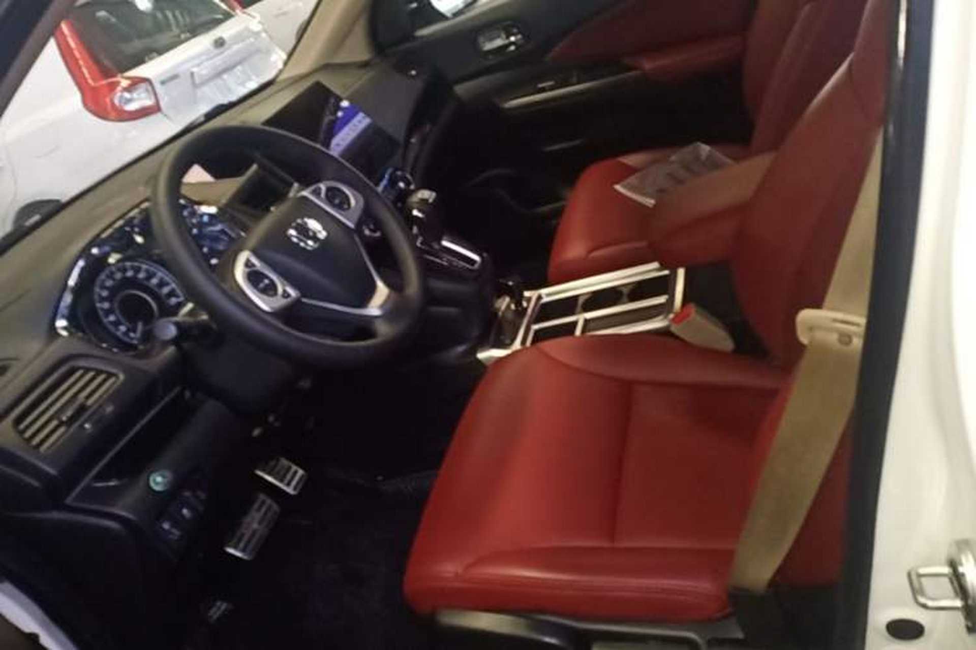 Used Honda CR-V 2015 2.0L two-wheel drive Fashion Edition Left Front Seat