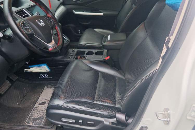 Used Honda CR-V 2015 2.4L two-wheel drive luxury version Left Front Seat