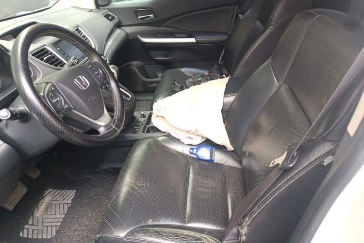 Used Honda CR-V 2015 2.4L four-wheel drive luxury version Left Front Seat