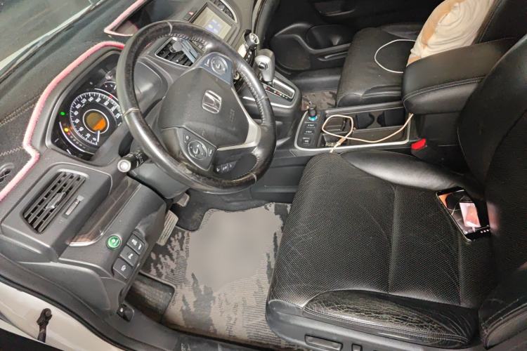 Used Honda CR-V 2015 2.4L Four-Wheel Drive Prestige Edition Left Front Seat