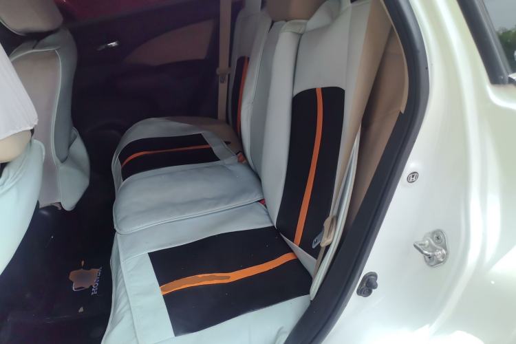 Used Honda CR-V 2015 2.0L two-wheel drive Fashion Edition Left Rear Seat