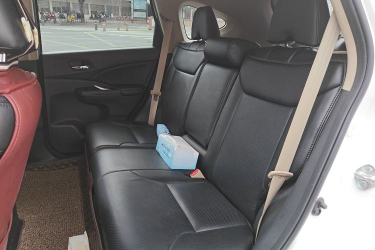 Used Honda CR-V 2015 2.0L two-wheel drive Fashion Edition Left Rear Seat