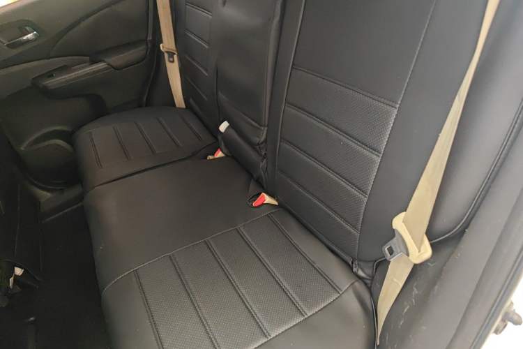Used Honda CR-V 2015 2.0L two-wheel drive urban version Left Rear Seat