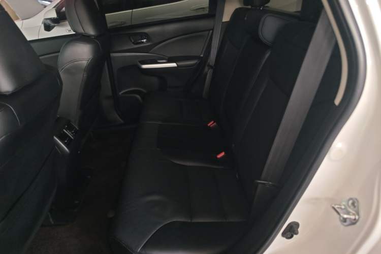 Used Honda CR-V 2015 2.4L two-wheel drive luxury version Left Rear Seat