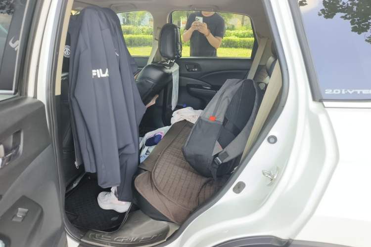 Used Honda CR-V 2015 2.0L two-wheel drive Fashion Edition Left Rear Seat