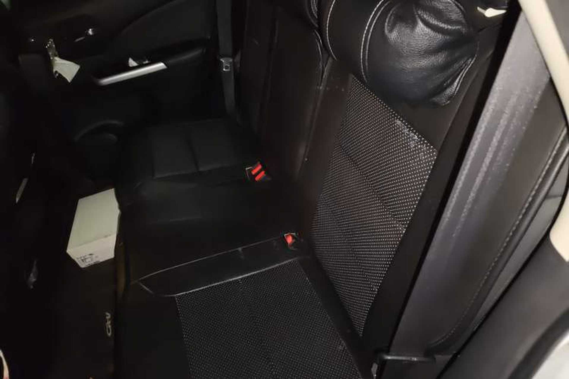 Used Honda CR-V 2015 2.4L two-wheel drive luxury version Left Rear Seat