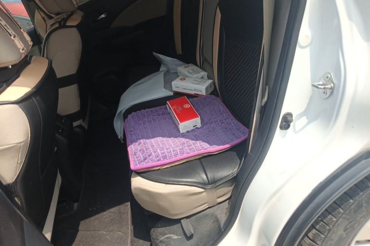 Used Honda CR-V 2015 2.0L two-wheel drive Fashion Edition Left Rear Seat