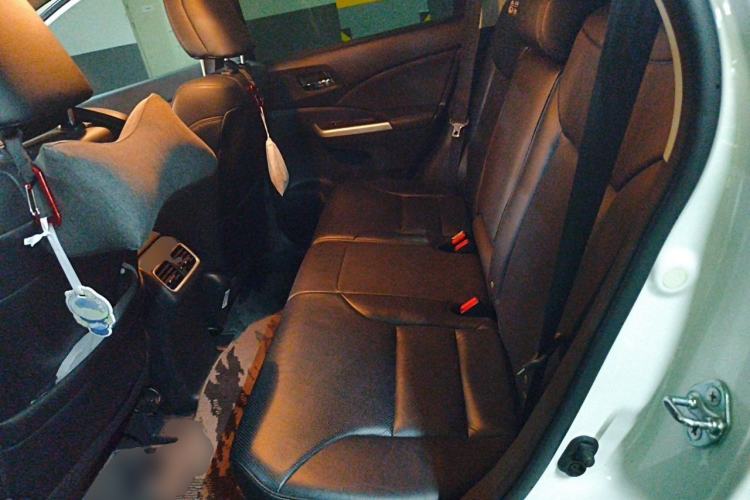 Used Honda CR-V 2015 2.4L Four-Wheel Drive Prestige Edition Left Rear Seat