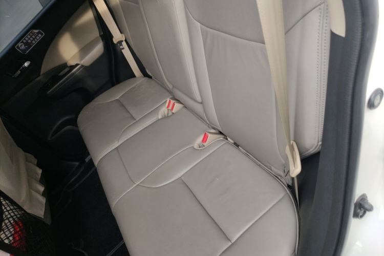 Used Honda CR-V 2015 2.0L two-wheel drive Fashion Edition Left Rear Seat