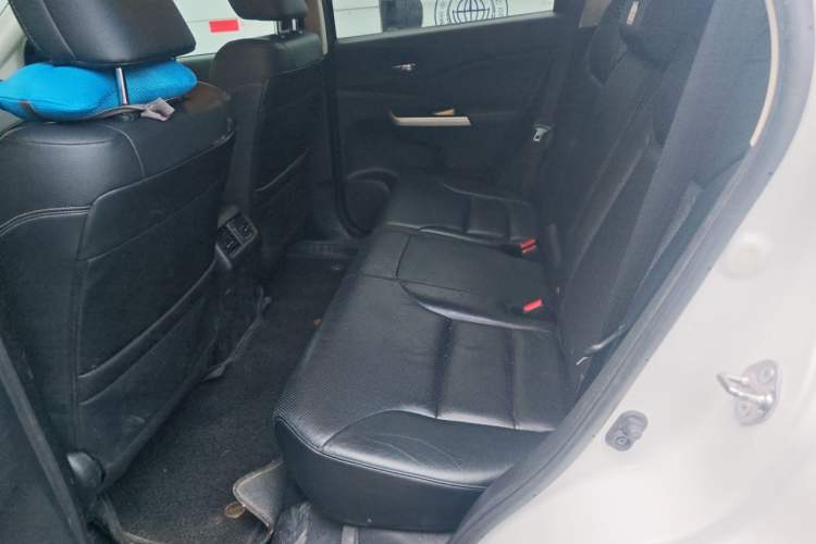 Used Honda CR-V 2015 2.4L two-wheel drive luxury version Left Rear Seat