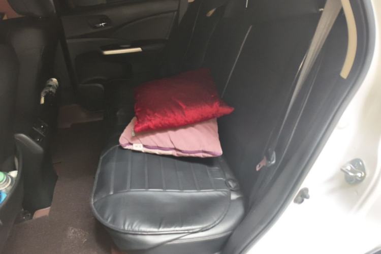 Used Honda CR-V 2015 2.4L four-wheel drive luxury version Left Rear Seat