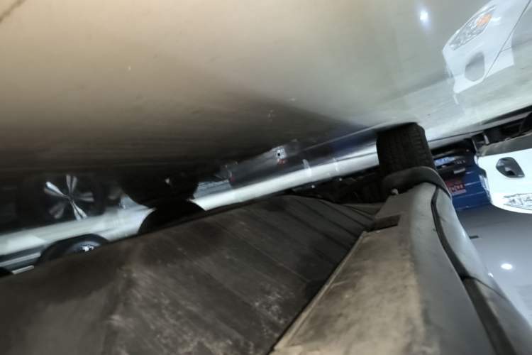 Used Honda CR-V 2015 2.0L 2WD Classic Edition Left Side Sill