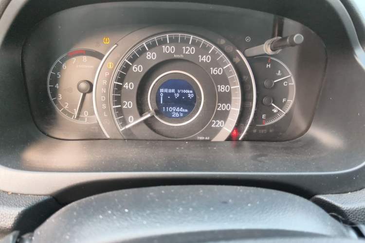 Used Honda CR-V 2015 2.4L Four-Wheel Drive Prestige Edition Odometer Close Up