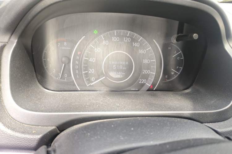 Used Honda CR-V 2015 2.0L Four-Wheel Drive Fashion Edition Odometer Close Up