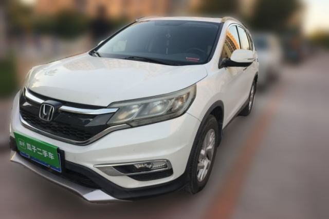 Honda CR-V 2015 2.4L four-wheel drive luxury version مستعملة
