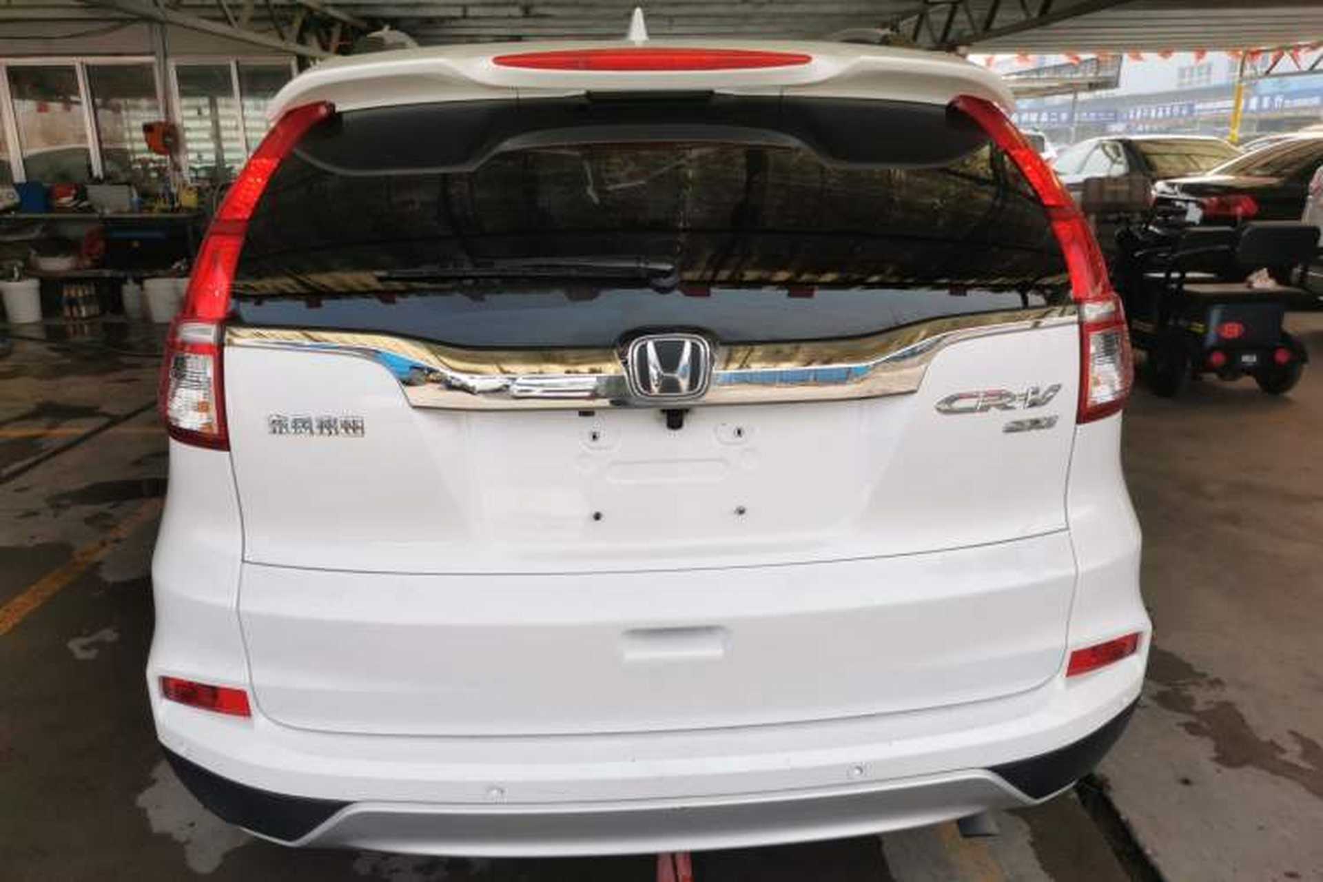 Used Honda CR-V 2015 2.0L two-wheel drive Fashion Edition Rear