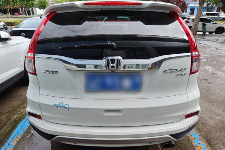 Used Honda CR-V 2015 2.4L two-wheel drive luxury version Rear