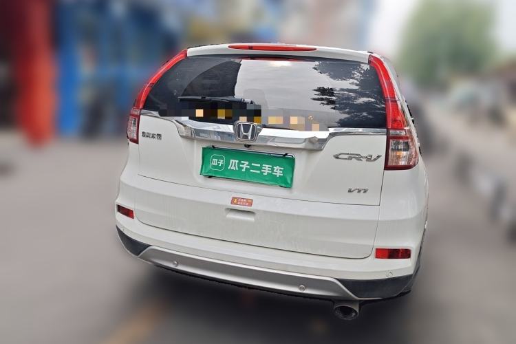 Used Honda CR-V 2015 2.4L two-wheel drive luxury version Rear