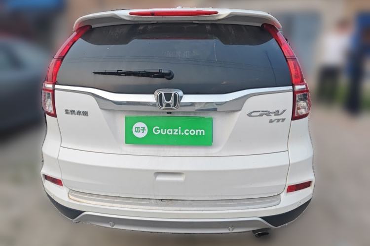 Used Honda CR-V 2015 2.4L two-wheel drive luxury version Rear