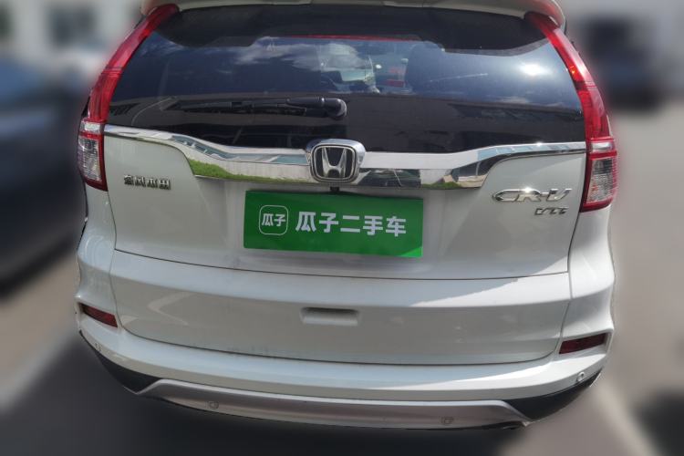 Used Honda CR-V 2015 2.4L two-wheel drive luxury version Rear