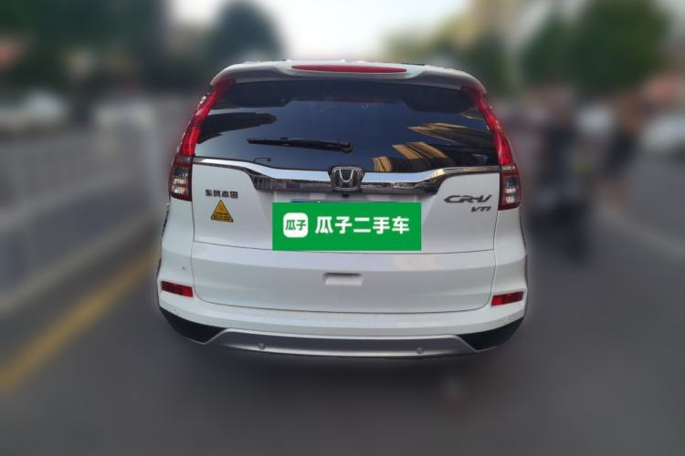 Used Honda CR-V 2015 2.4L two-wheel drive luxury version Rear