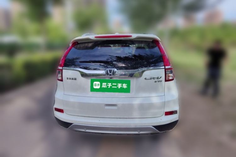 Used Honda CR-V 2015 2.4L two-wheel drive luxury version Rear