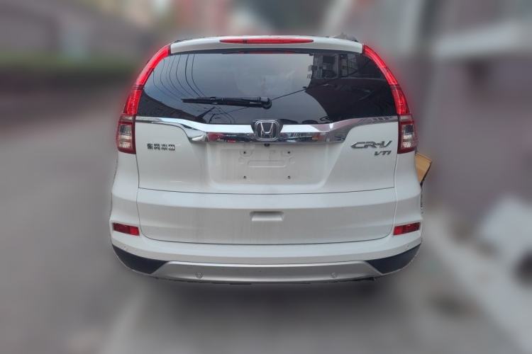 Used Honda CR-V 2015 2.4L two-wheel drive luxury version Rear