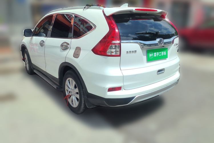 Used Honda CR-V 2015 2.0L two-wheel drive Fashion Edition Rear Left 45 Deg