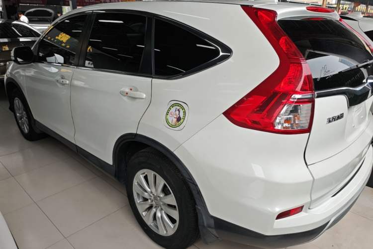 Used Honda CR-V 2015 2.0L two-wheel drive Fashion Edition Rear Left 45 Deg