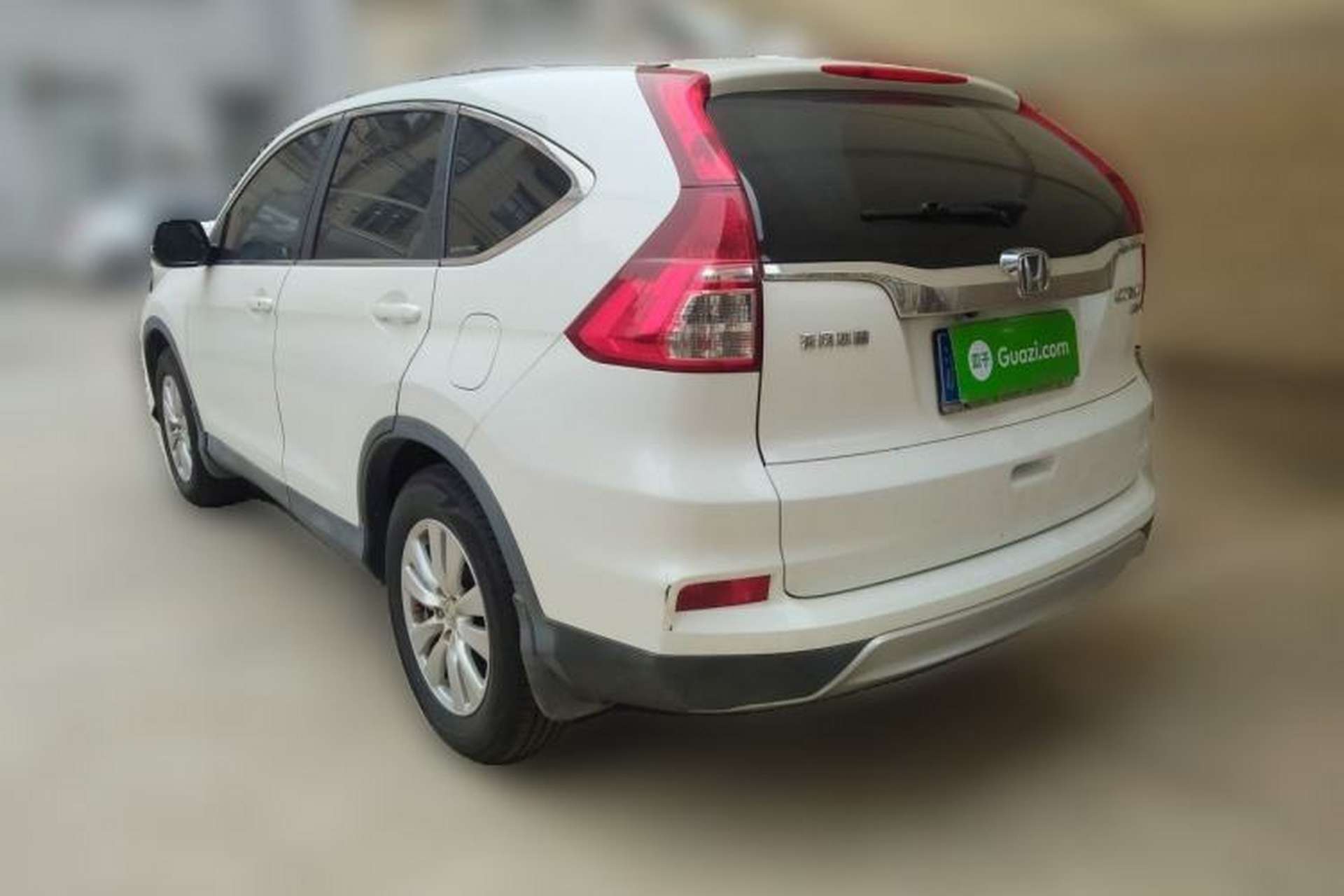 Used Honda CR-V 2015 2.0L two-wheel drive Fashion Edition Rear Left 45 Deg