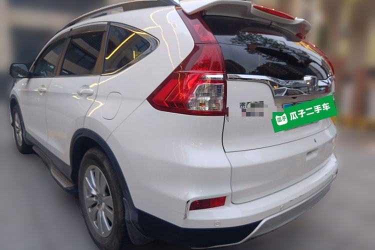 Used Honda CR-V 2015 2.0L two-wheel drive Fashion Edition Rear Left 45 Deg