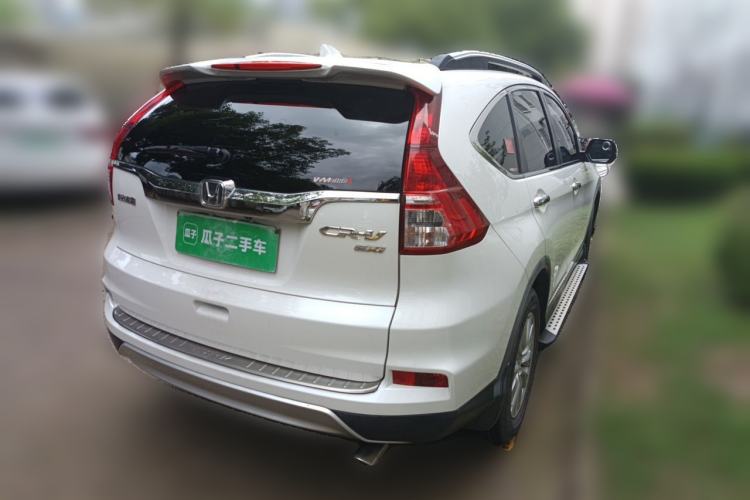 Used Honda CR-V 2015 2.0L two-wheel drive Fashion Edition Rear Right 45 Deg