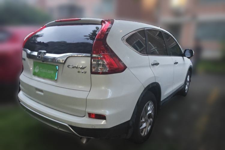 Used Honda CR-V 2015 2.4L two-wheel drive luxury version Rear Right 45 Deg
