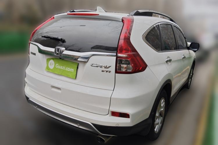 Used Honda CR-V 2015 2.4L two-wheel drive luxury version Rear Right 45 Deg