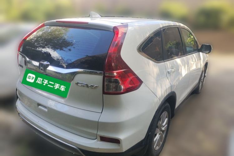 Used Honda CR-V 2015 2.0L two-wheel drive urban version Rear Right 45 Deg