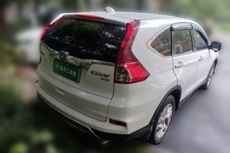 Used Honda CR-V 2015 2.4L two-wheel drive luxury version Rear Right 45 Deg
