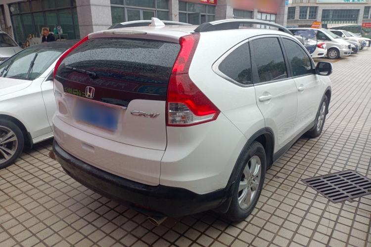 Used Honda CR-V 2015 2.0L 2WD Classic Edition Rear Right 45 Deg