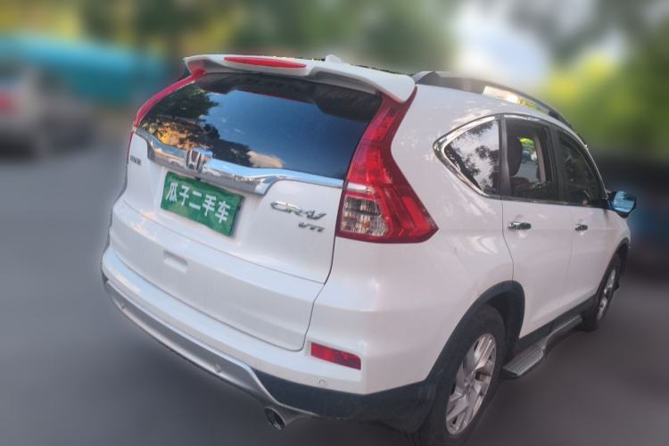 Used Honda CR-V 2015 2.4L two-wheel drive luxury version Rear Right 45 Deg
